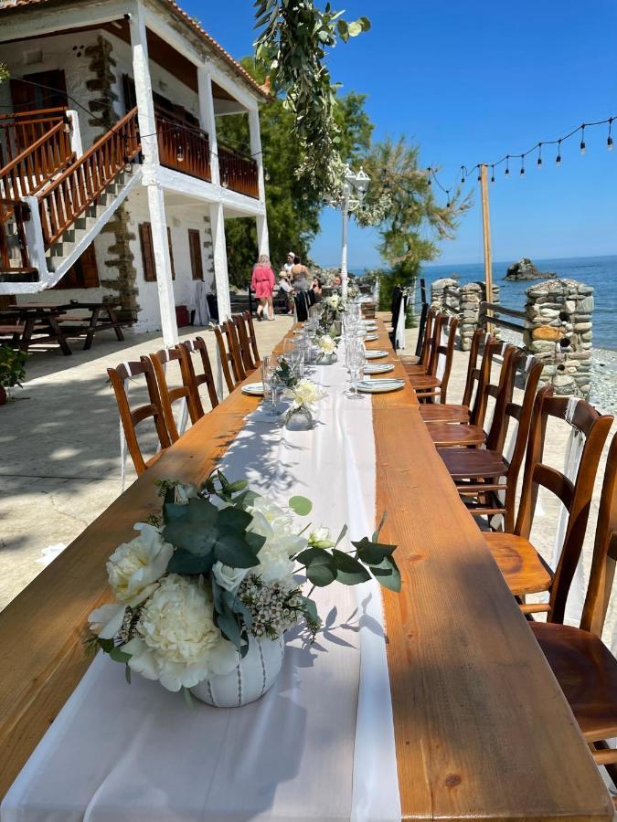 Hotel Kókkinon Nerón Екстериор снимка