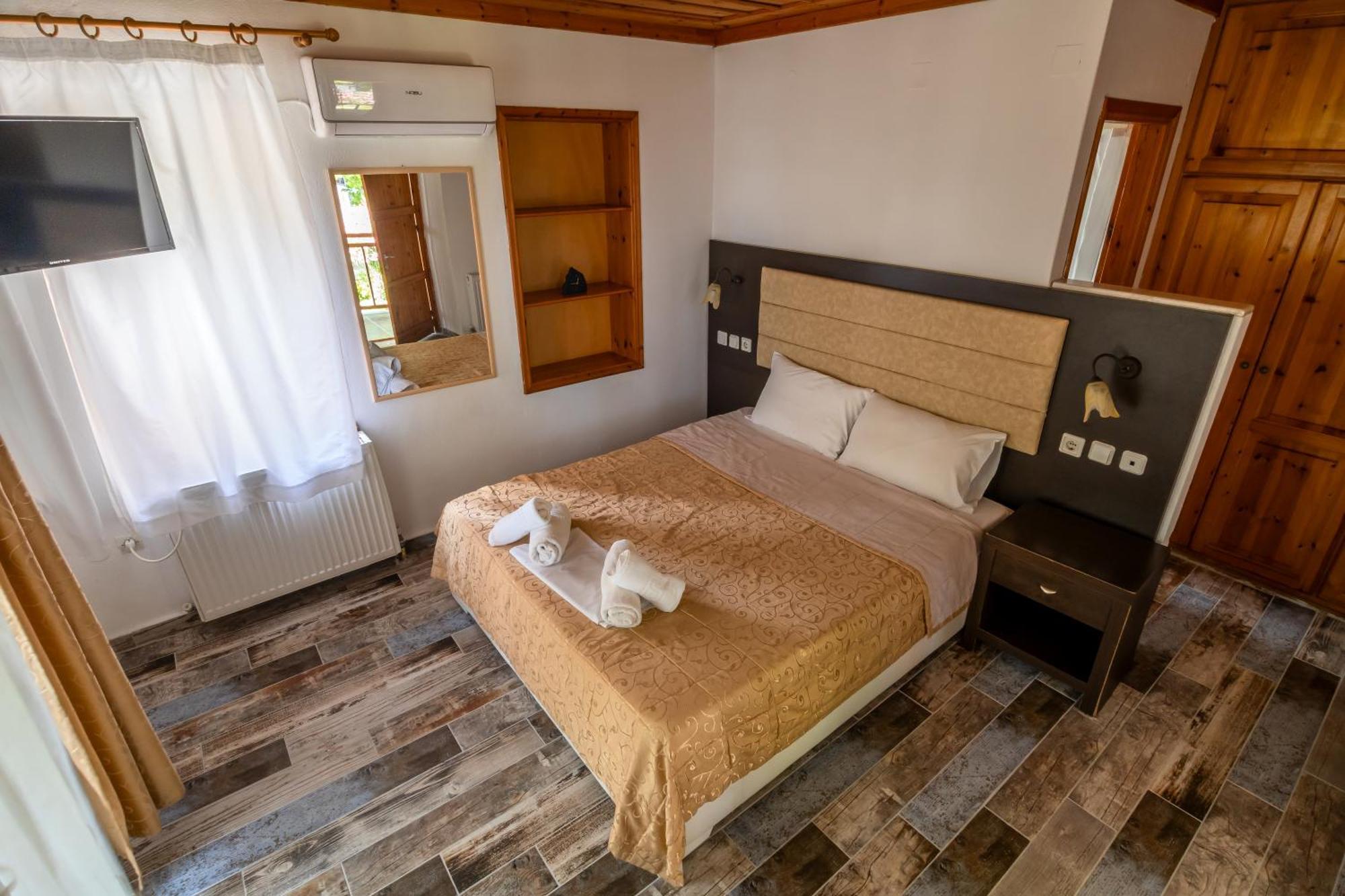 Hotel Kókkinon Nerón Екстериор снимка