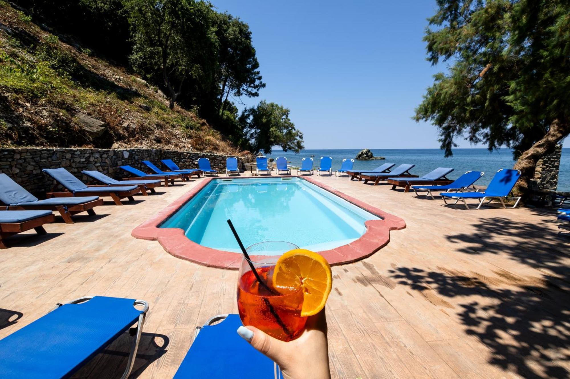 Hotel Kókkinon Nerón Екстериор снимка